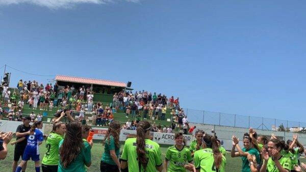 Ocho equipos para dos plazas en Primera División
