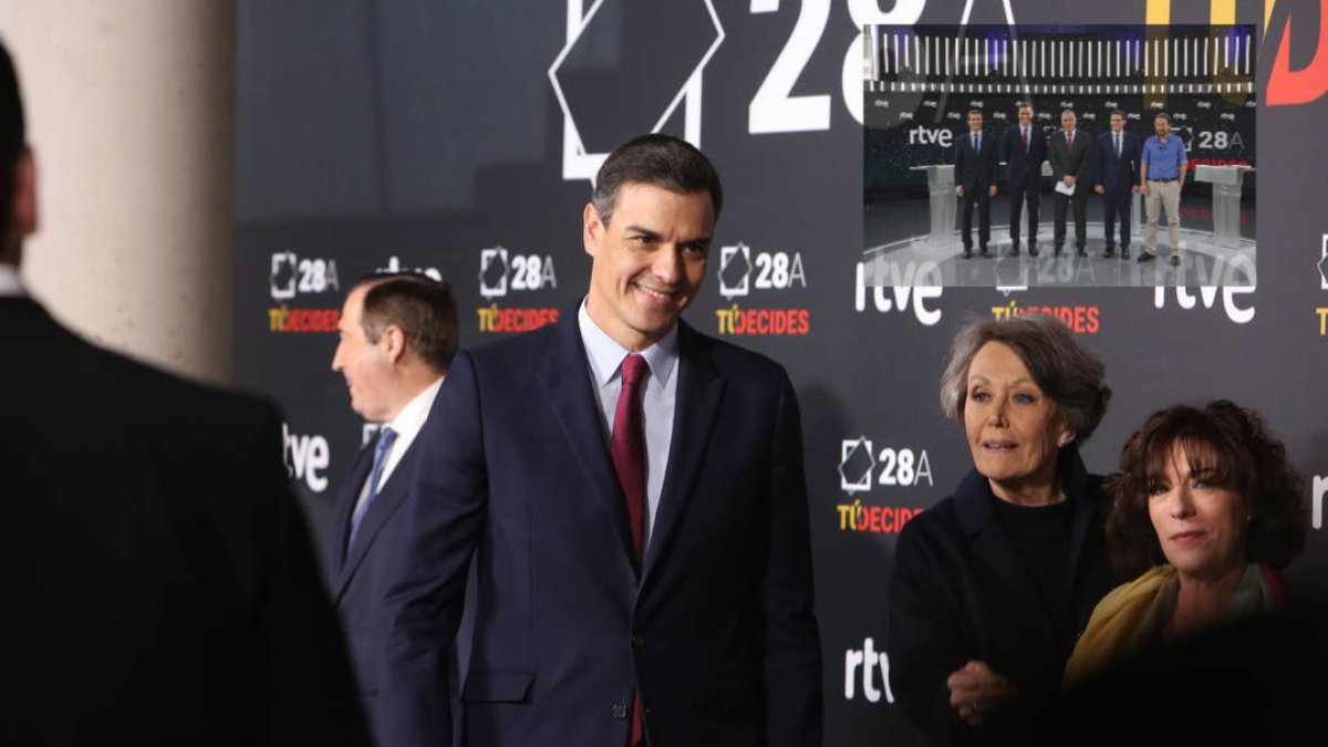 Ocho momentos del debate que dejó herido a Sánchez pero no muerto