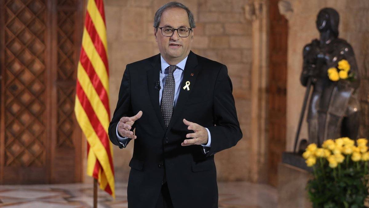 Torra pisotea Sant Jordi para hacer propaganda 'indepe' y lanzar un SOS mundial