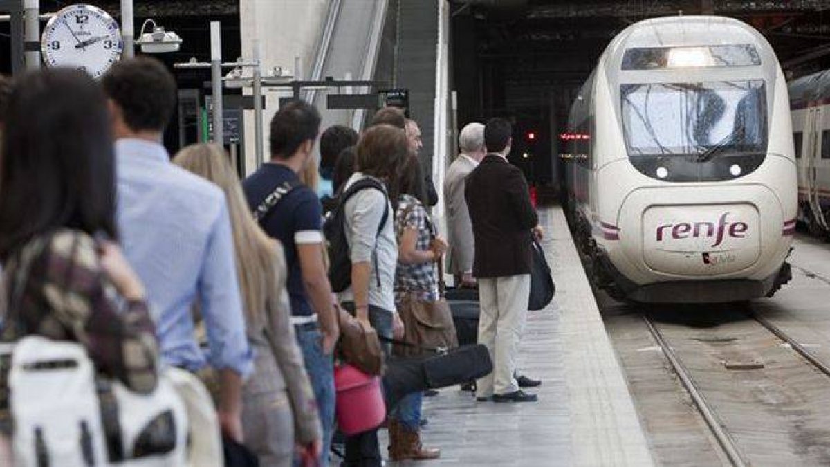 Más de 300 trenes cancelados por la huelga en Renfe