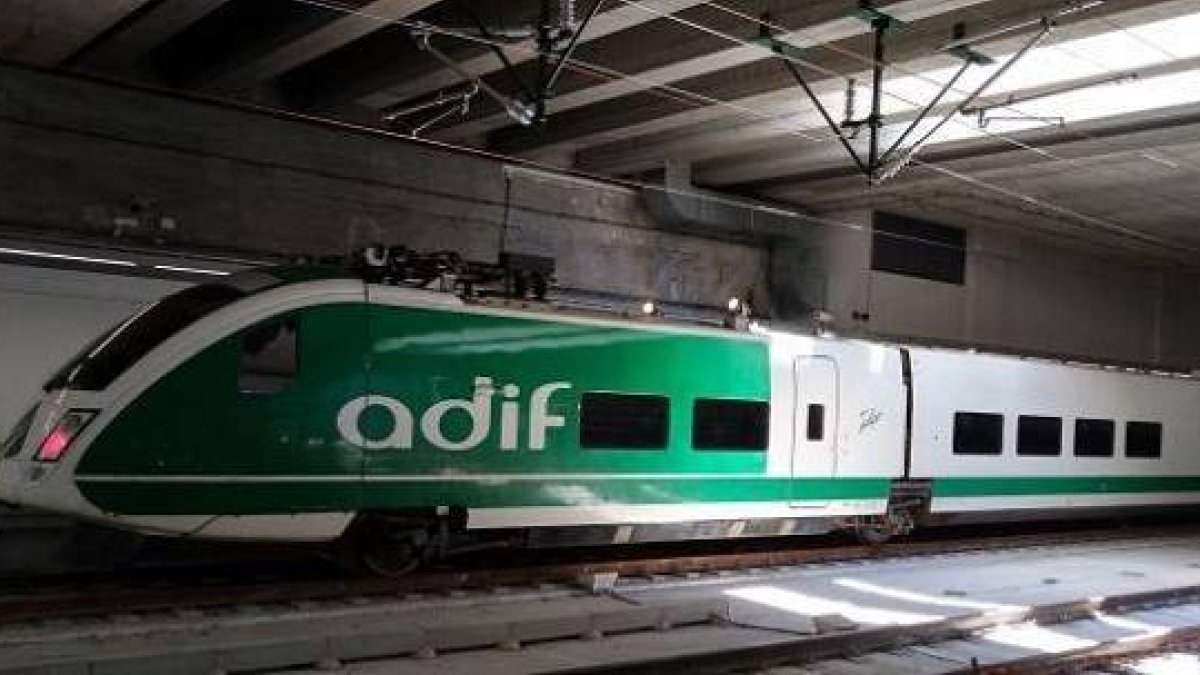 Cuenta atrás para la puesta en marcha del AVE a Elche y Orihuela