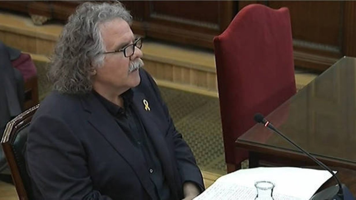 El juez Marchena echa abajo el circo que Tardá quería montar en el Supremo