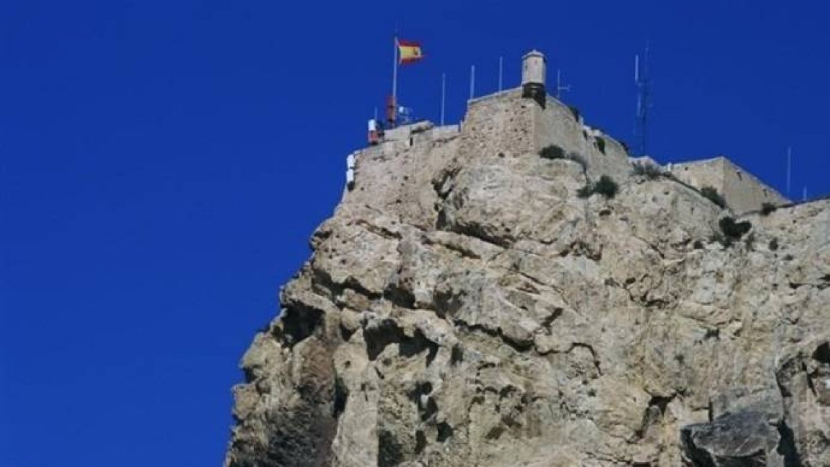 Alicante retoma los trabajos para que el Castillo sea Patrimonio de la Humanidad