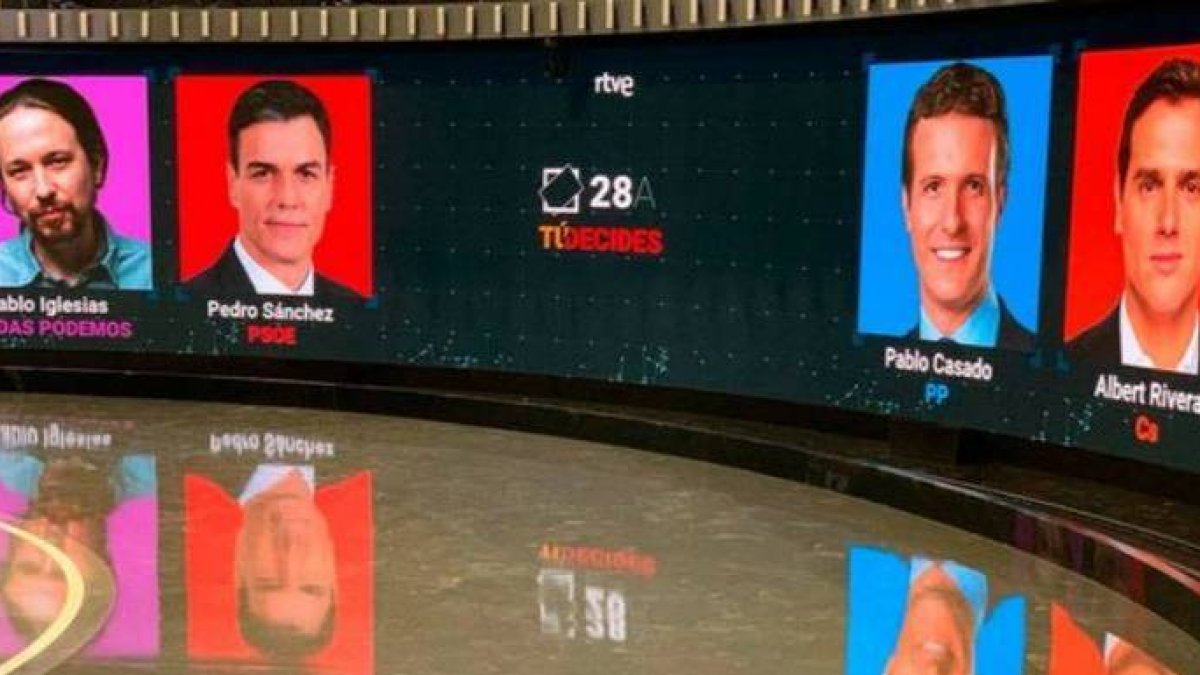 Todo preparado para el debate de RTVE.