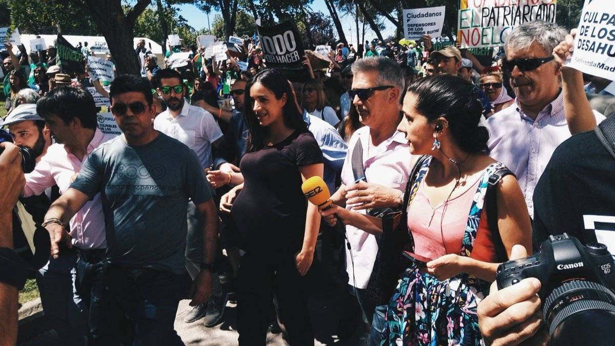 Las feministas de Podemos y el PSOE callan ante el escrache a Villacís