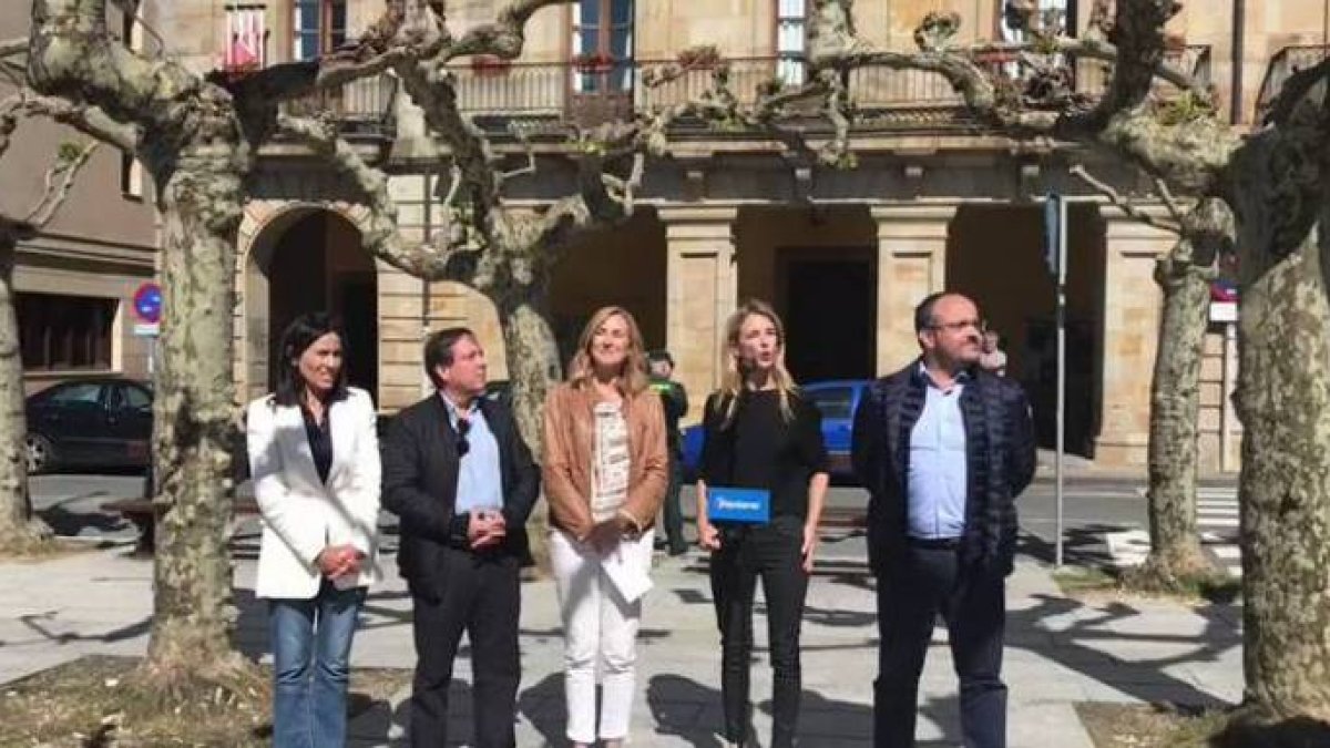 Álvarez de Toledo, este lunes en la localidad navarra de Etxarri-Aranaz.