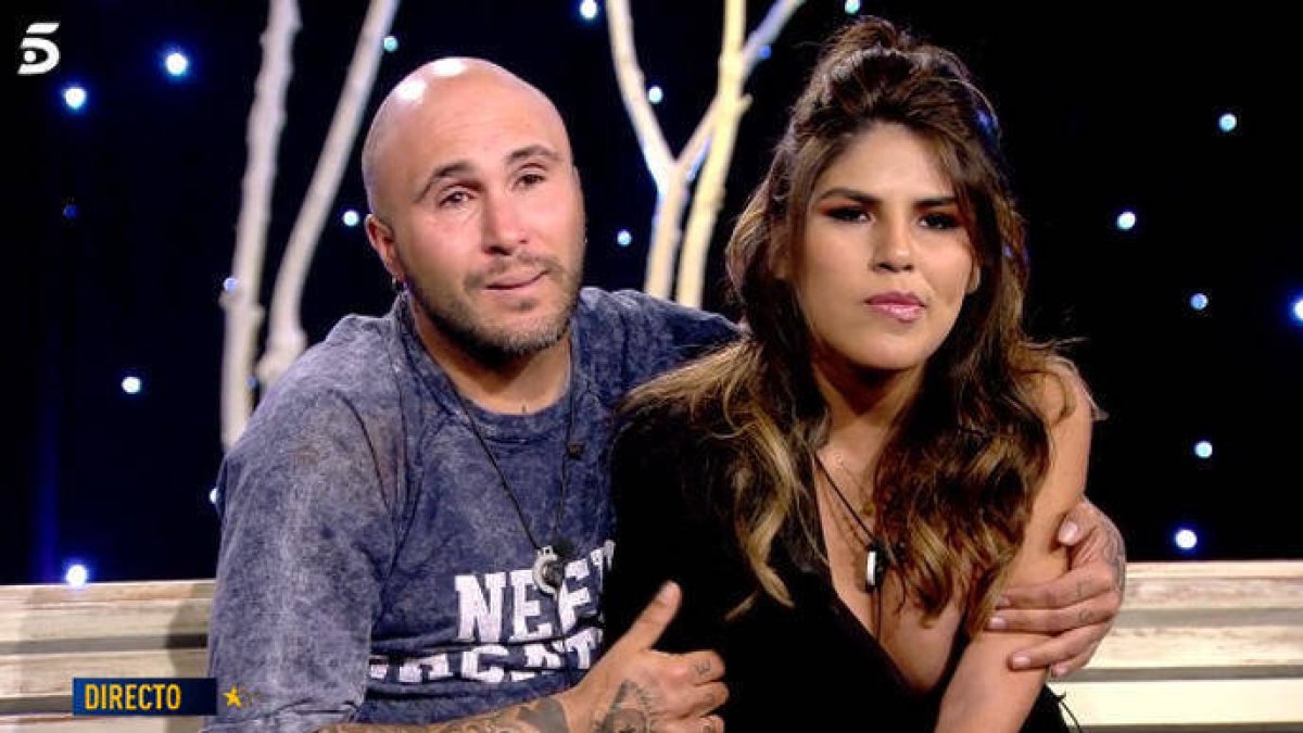 El reencuentro de Kiko e Isa en la gala inaugural de Supervivientes 2019