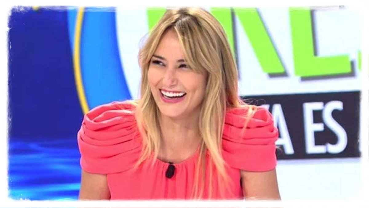 Alba Carrillo no da puntada sin hilo.