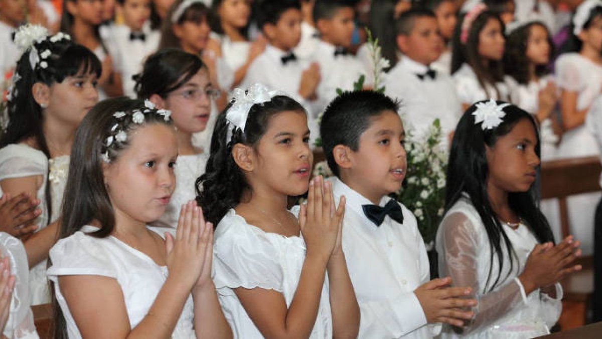 Las primeras comuniones son uno de los acontecimientos festivos más habituales en mayo