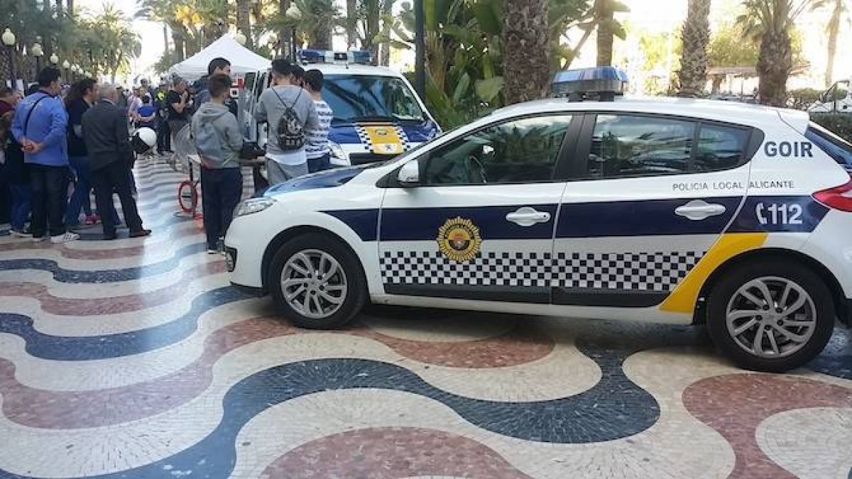 Sesenta agentes locales interinos de Alicante pueden ir al desempleo