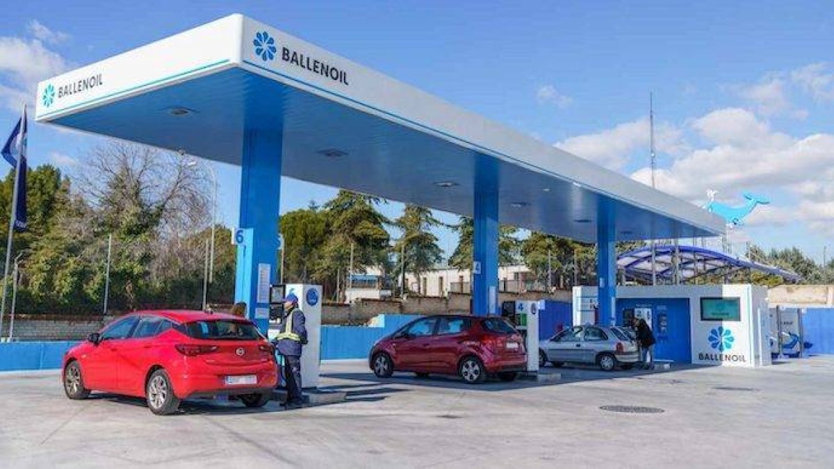 Ballenoil se suma a la red de recarga rápida de la mano de Iberdrola