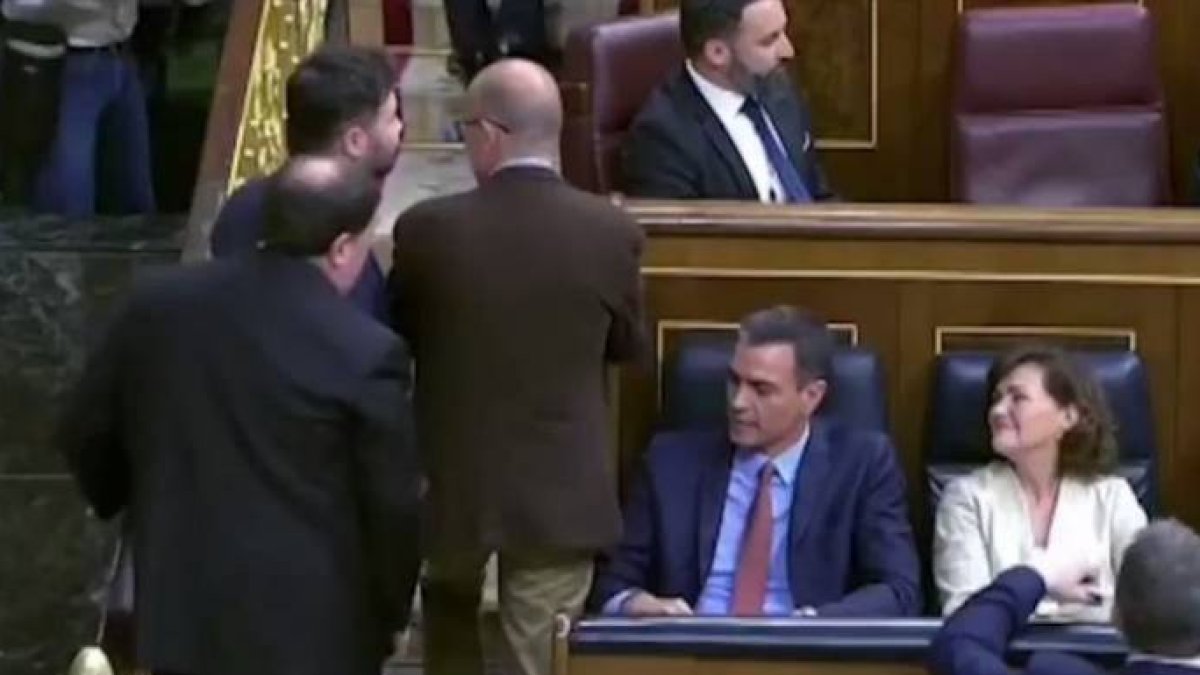 Momento en el que Junqueras se dirige a Pedro Sanchez y le espeta: