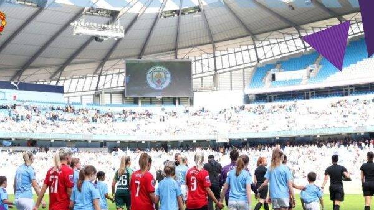 El fútbol femenino inglés también bate récords