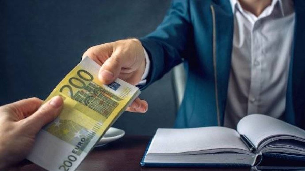 Bankinter considera que la banca tendrá que cobrar por los depósitos
