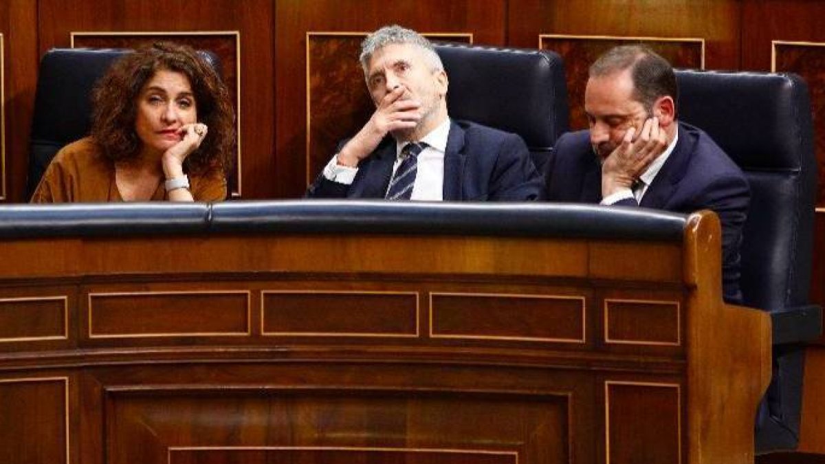 El ministro del Interior, este jueves en el pleno de investidura de Sánchez.