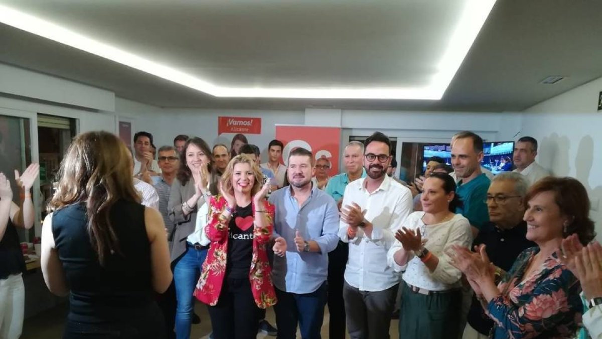 Ciudadanos crea un comité para hablar de los pactos en Alicante
