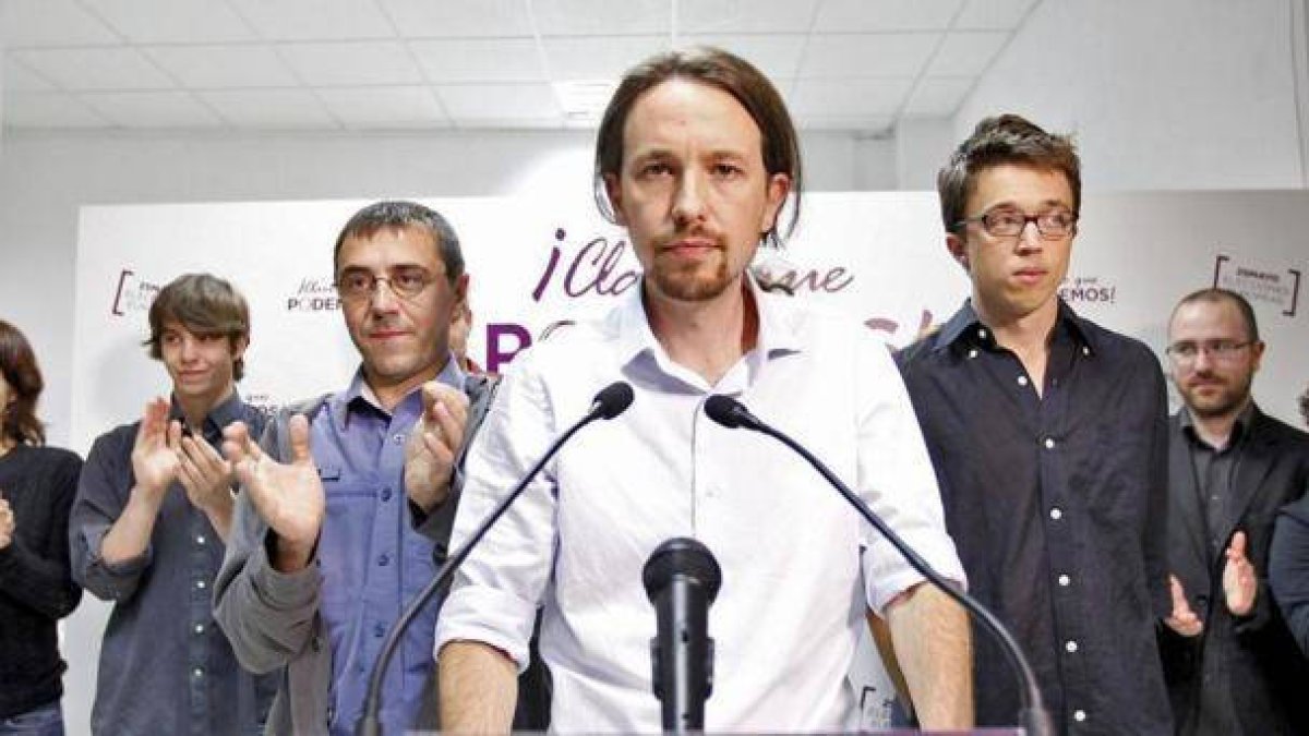 Monedero da la cara por Iglesias para atizarle duro a Errejón y le cae una buena