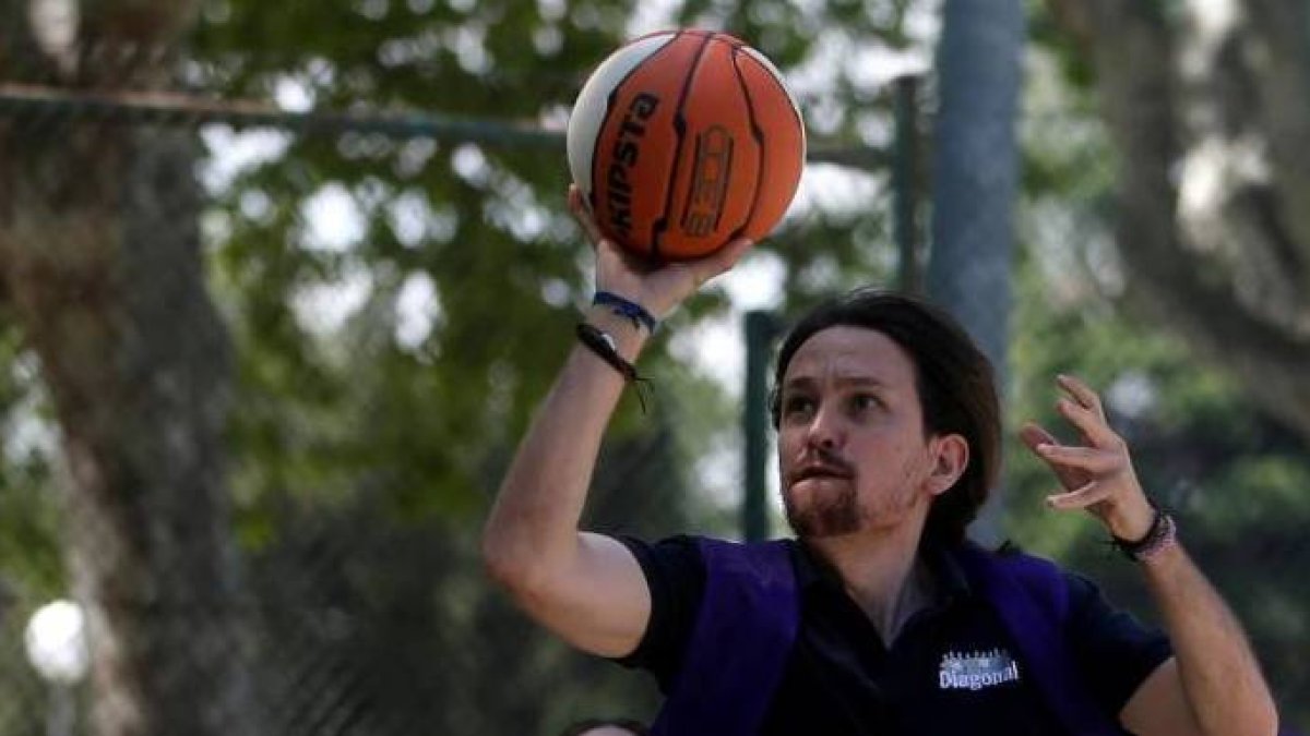 Iglesias, en un partido de baloncesto.