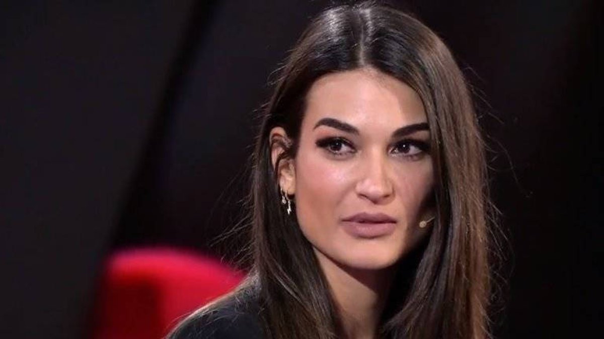 Estela Grande.
