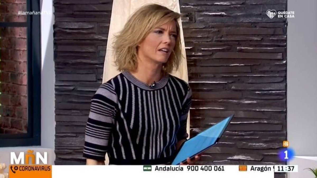 María Casado presentando