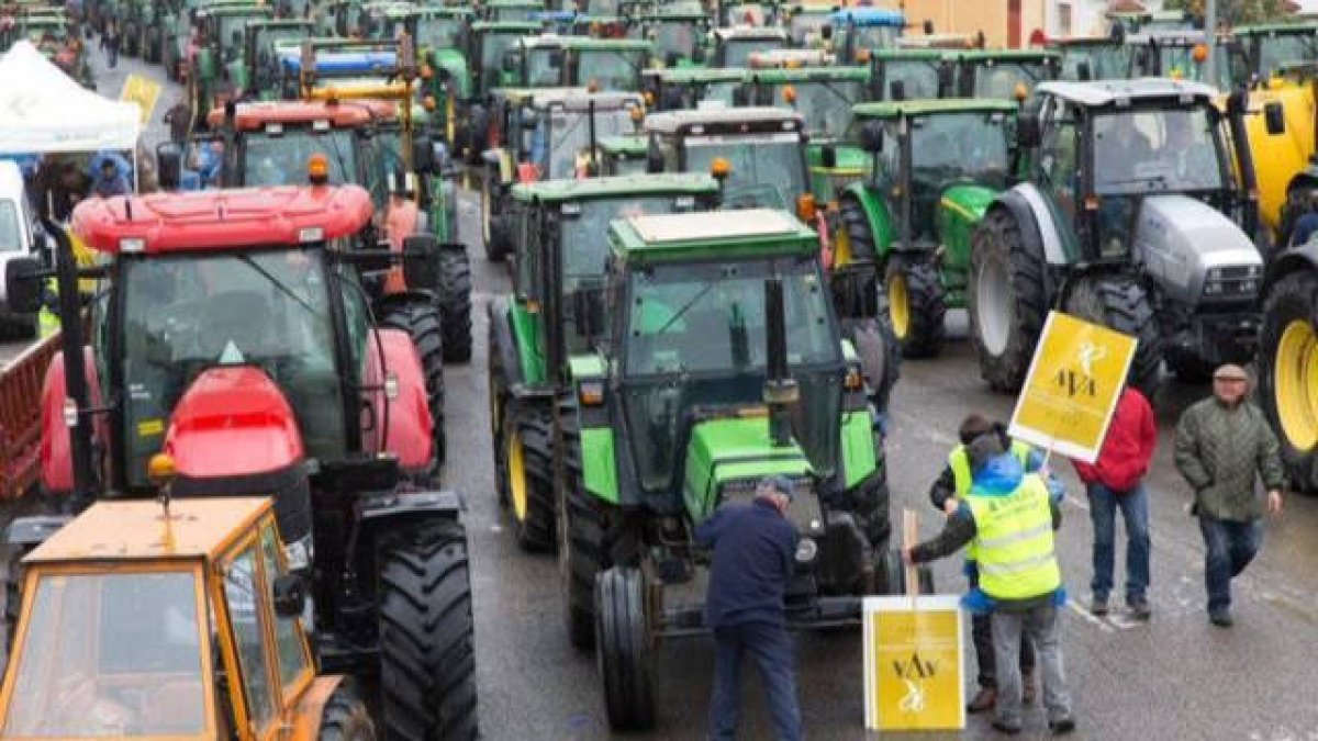 Convocada una tractorada y manifestación para el 14 de febrero en Valencia