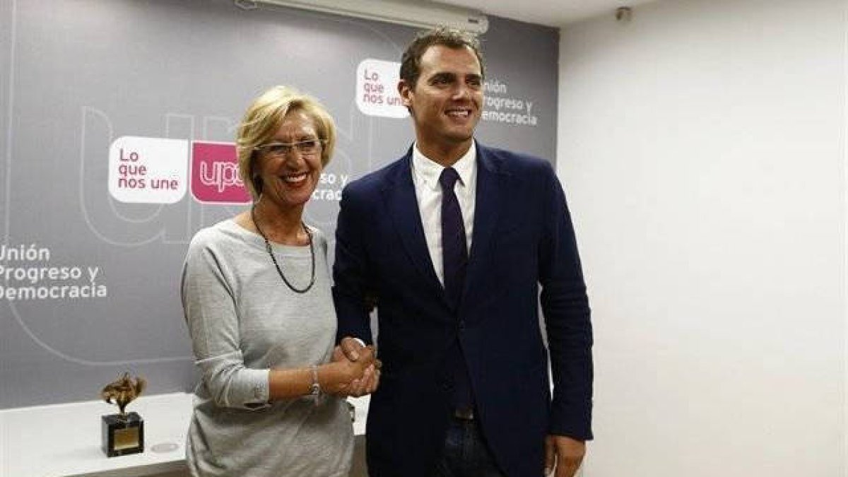 Rosa Díez y Albert Rivera, en 2014, cuando fracasó su acuerdo