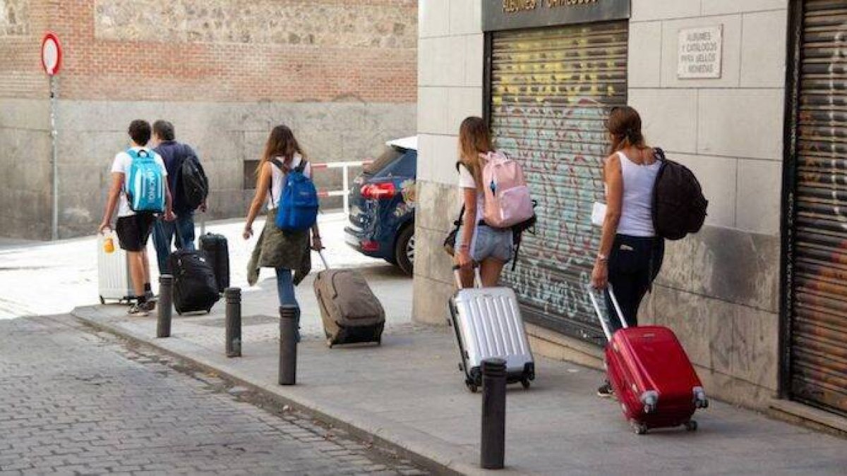 Ni un turista cruzó nuestras fronteras en abril