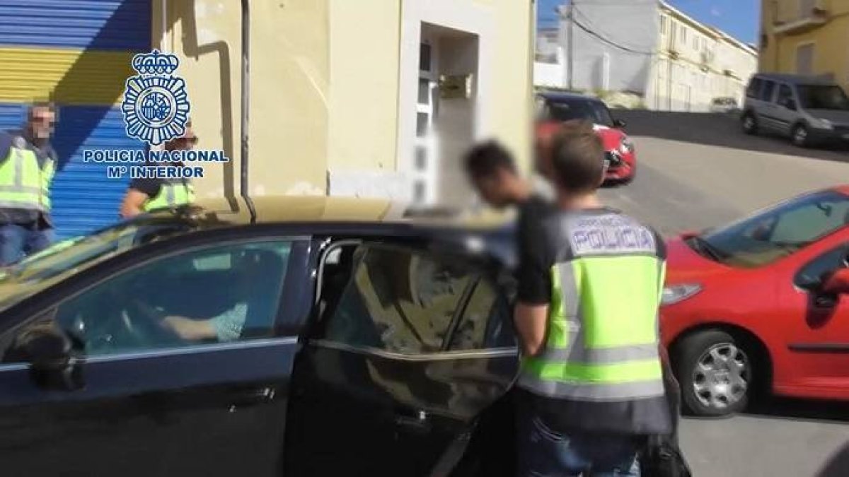 La Policía indaga a quiénes reclutaba el colaborador del DAESH detenido en Elda