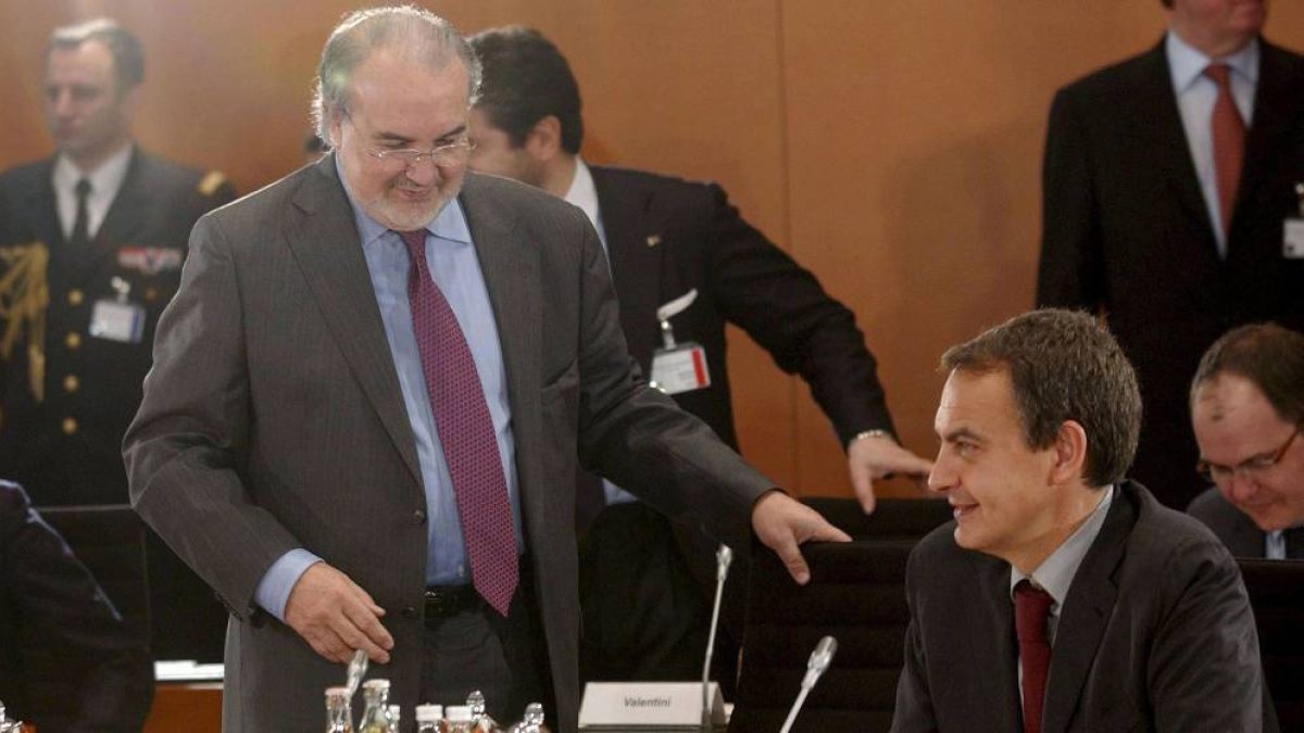 Zapatero y Solbes en una imagen de archivo.