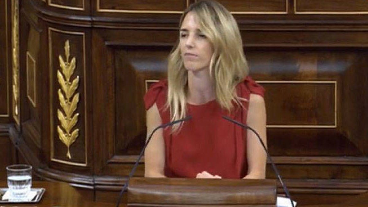 Álvarez de Toledo machaca a Sánchez y su