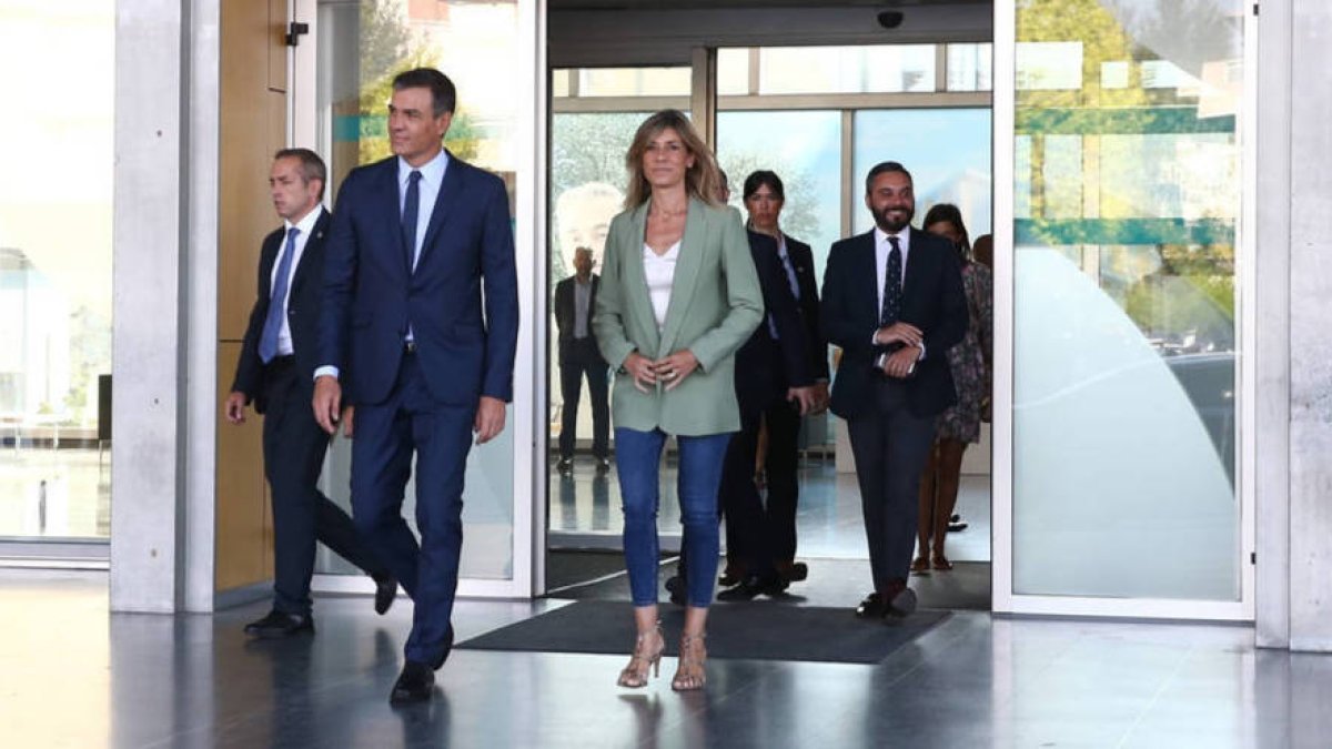Polémica en la Quirón: Begoña Gómez entra en la habitación del Rey a las bravas