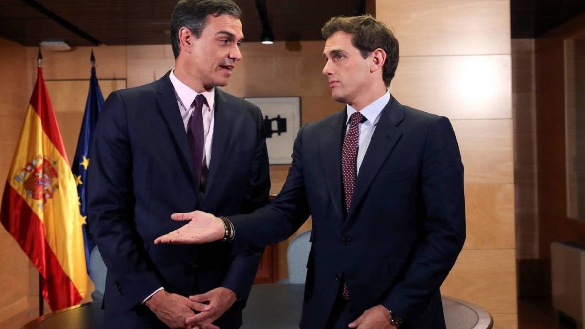 Sánchez rechaza la oferta de Rivera y pide su abstención gratis: