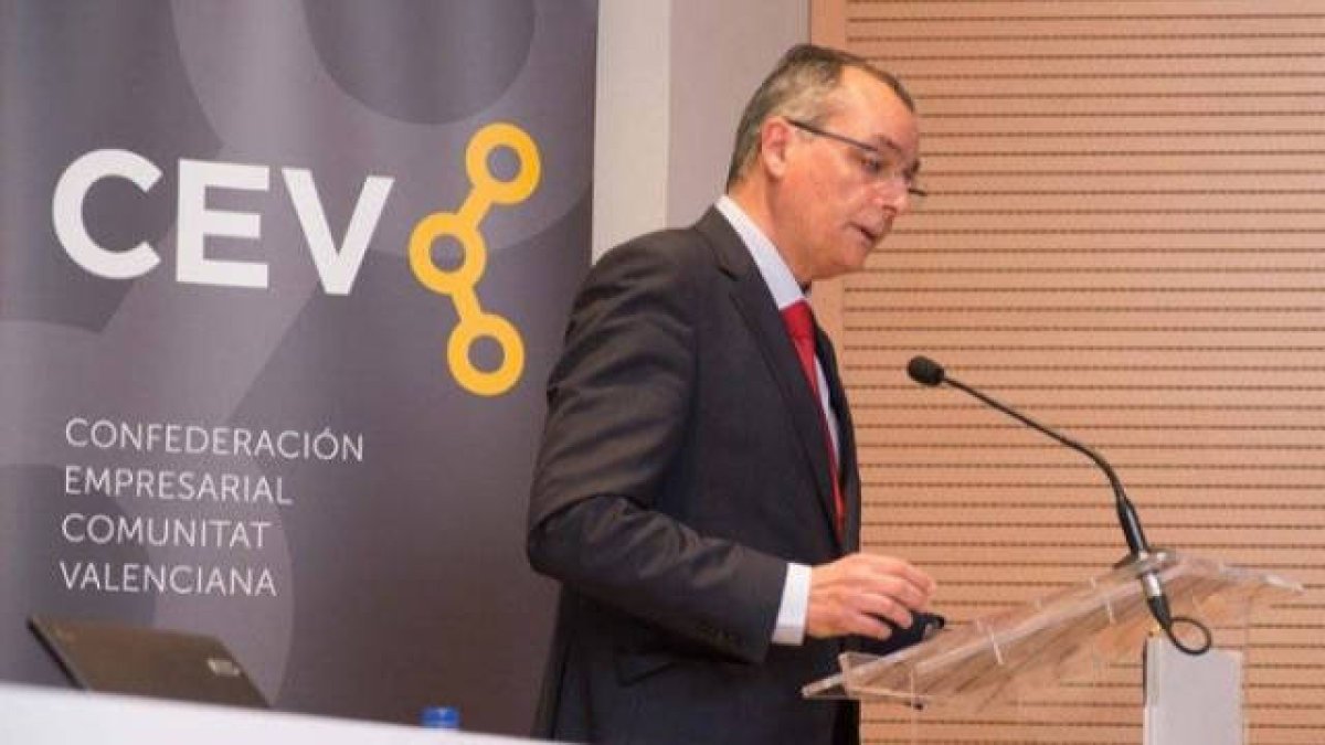 Salvador Navarro