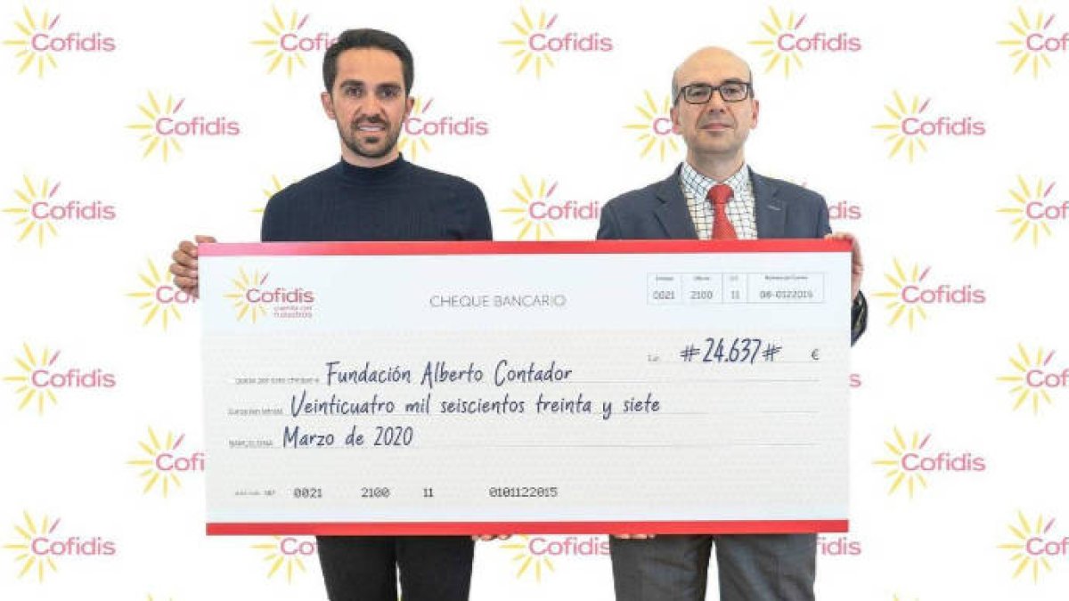 Cofidis dona 25.000 euros a la Fundación Alberto Contador