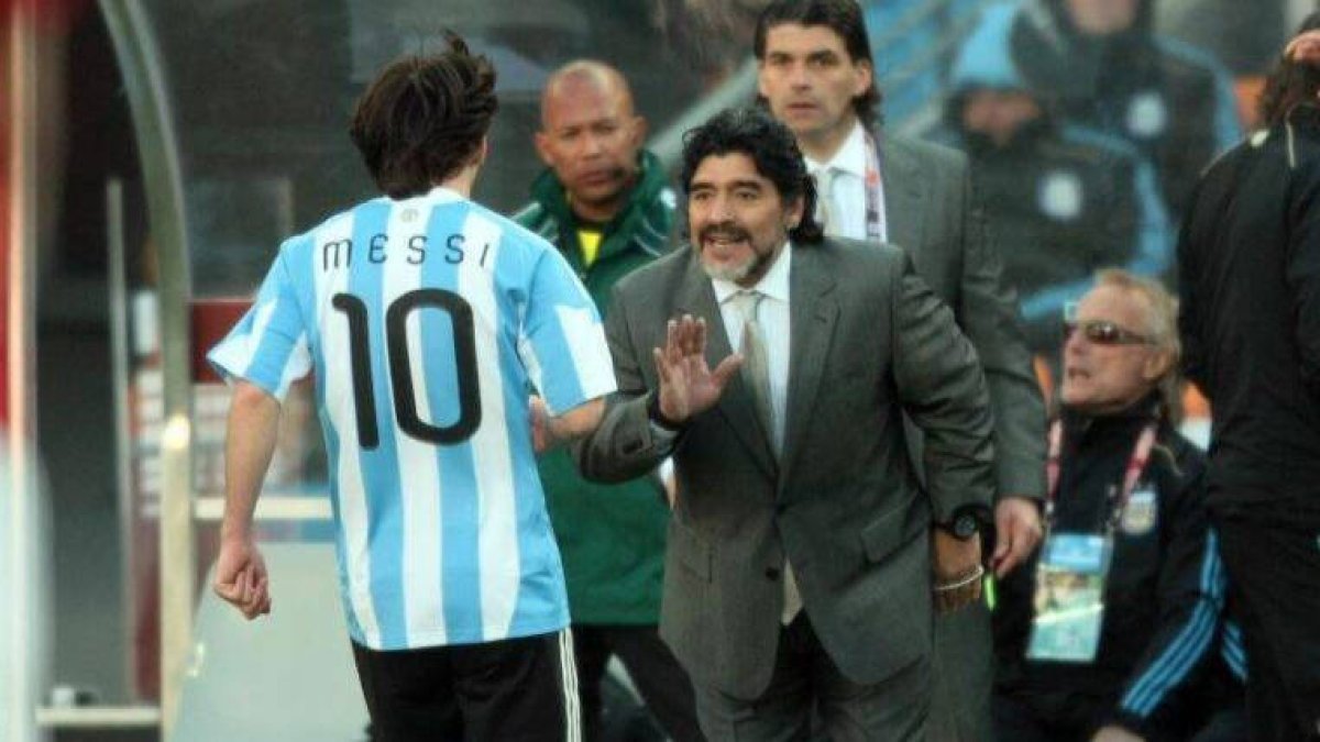 Maradona presagiaba la novela entre Messi y el Barcelona: «También me pasó»