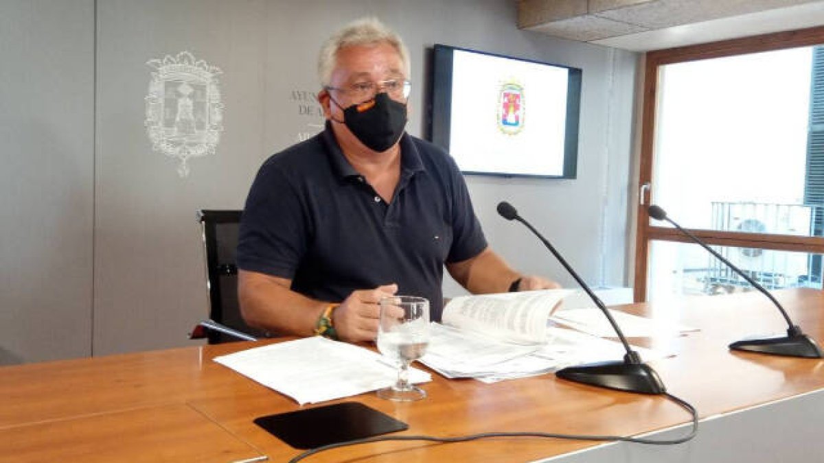 El concejal de Ciudadanos en Alicante, Antonio Manresa, insta a 