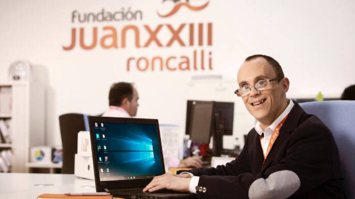 Juan XXIII Roncalli impulsa el voluntariado online para fomentar la inclusión