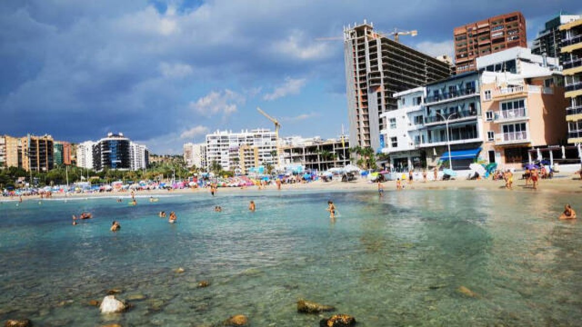 El paro se dispara en agosto en la Comunitat