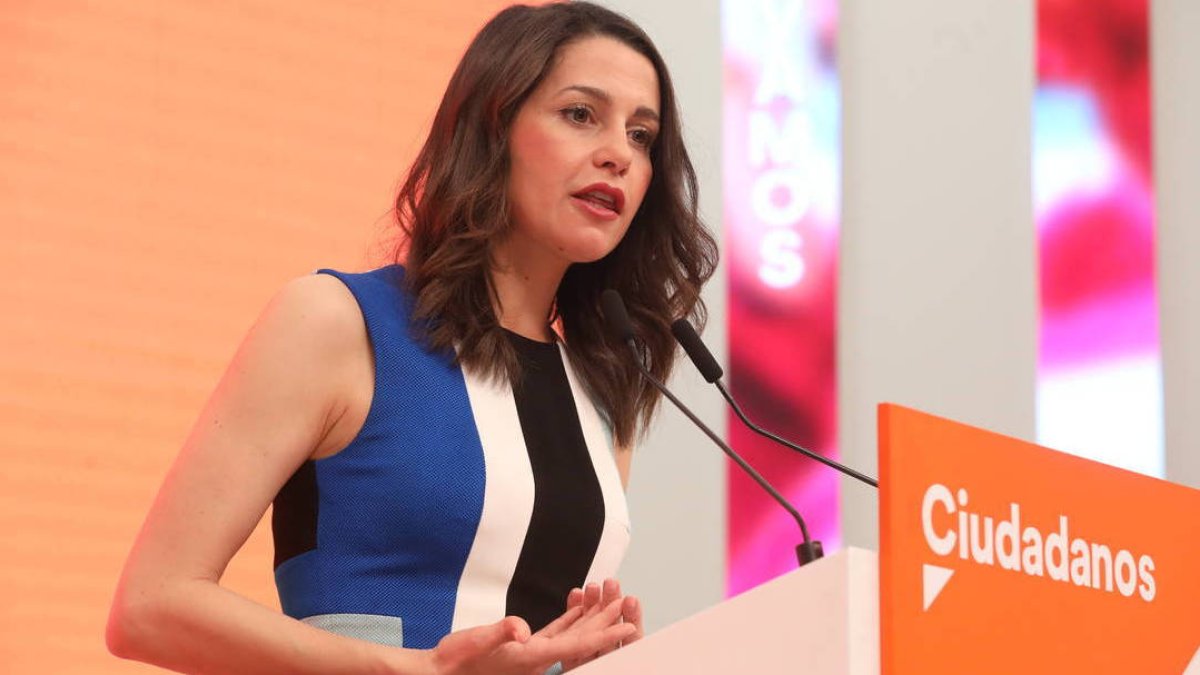 Arrimadas da portazo a Sánchez pero no descarta pactos locales con el PSOE
