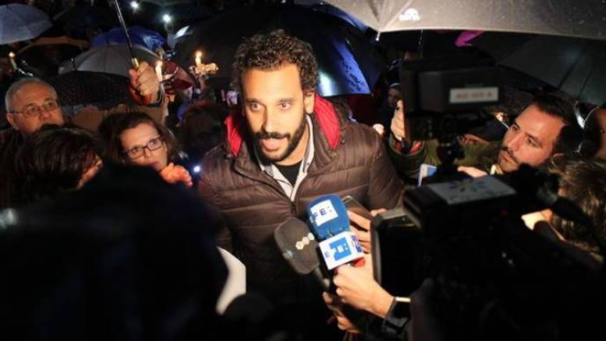 El doctor Jesús Candel, que como Spiriman fue el azote civil de la expresidenta andaluza.