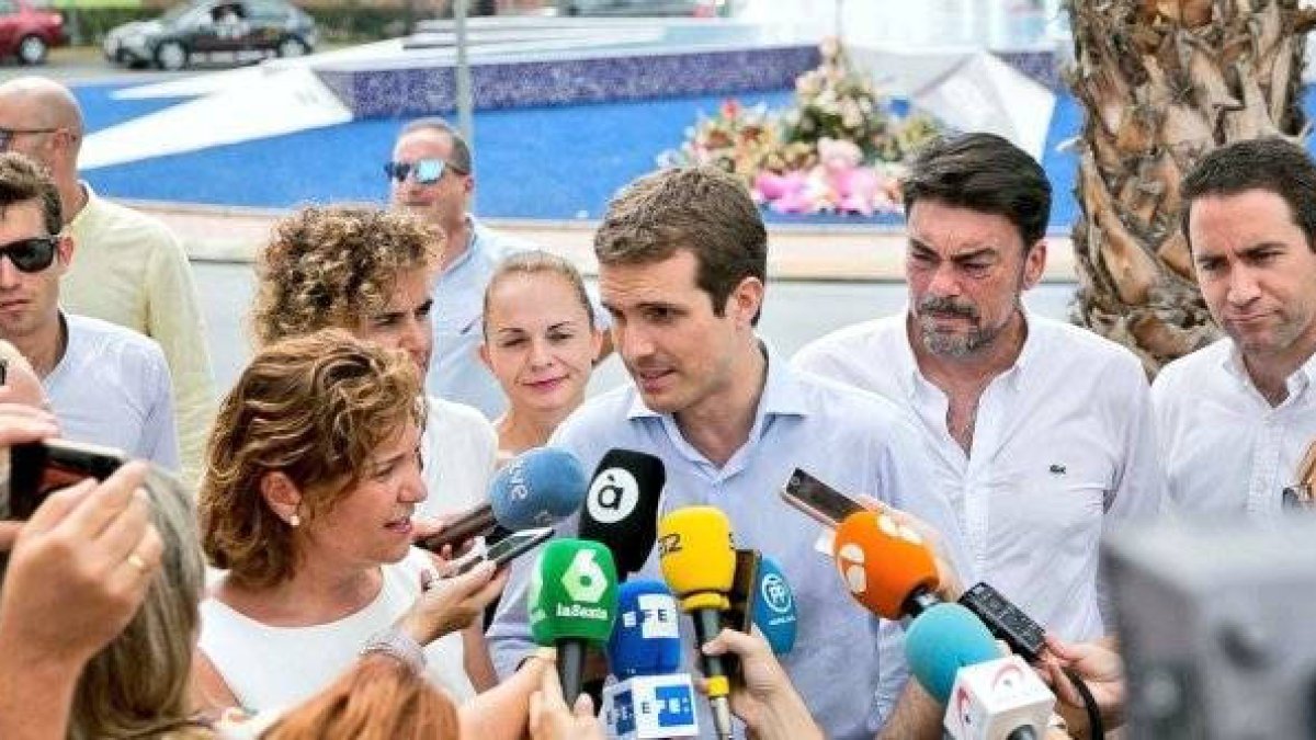 Congresos del PPCV: Mazón, bendecido; Adsuara, pierde crédito y Bonig, en espera