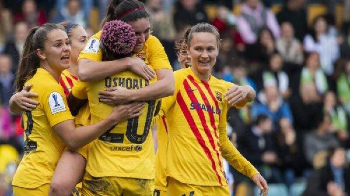 El Barcelona arrolla a la Real Sociedad para llevarse la Supercopa Femenina