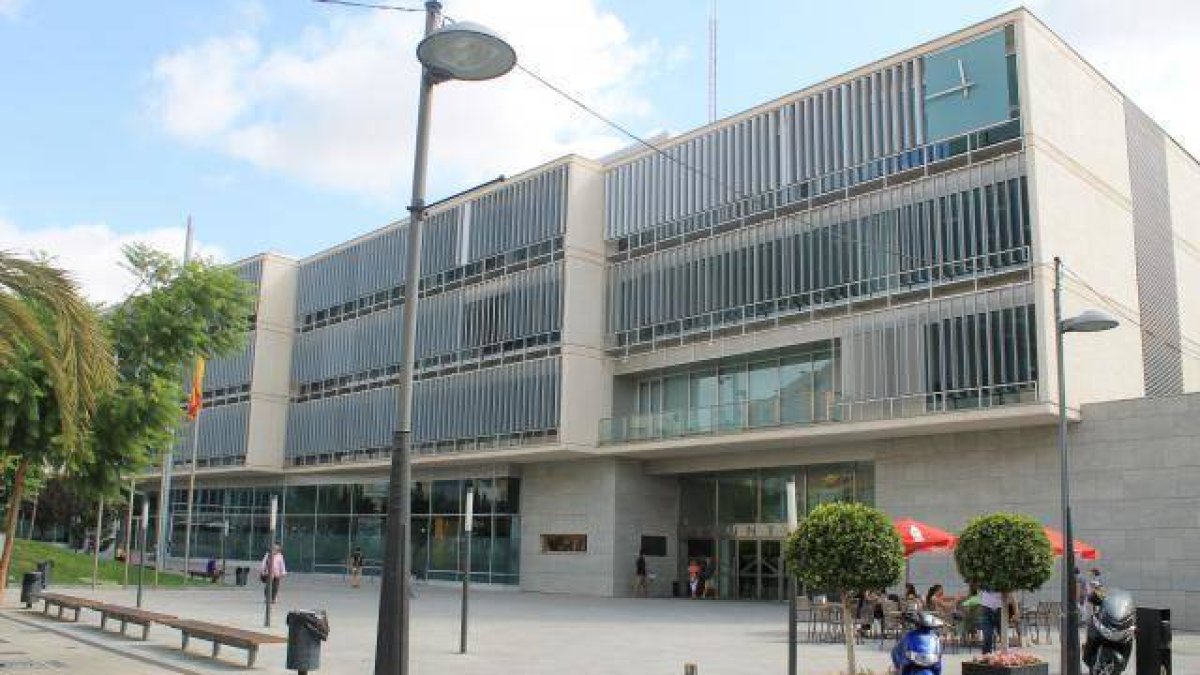 El PSOE de San Vicente del Raspeig gana el edil número 10 en detrimento de Podem