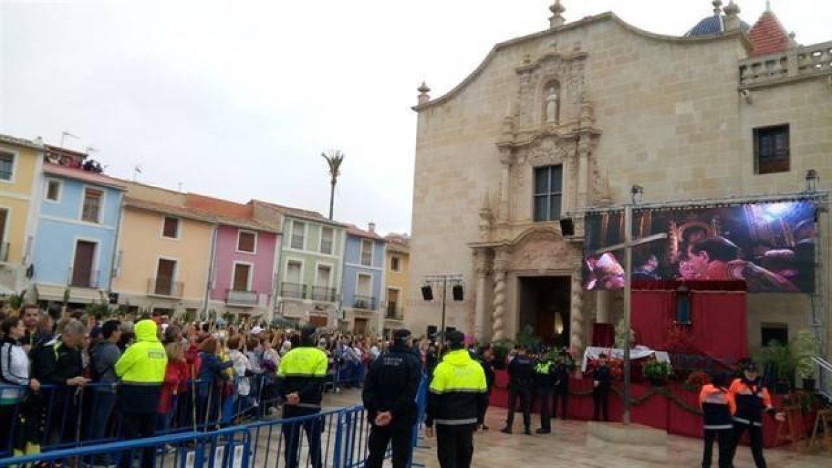 Las Monjas de la Sangre custodiarán la Reliquia de la Santa Faz de Alicante