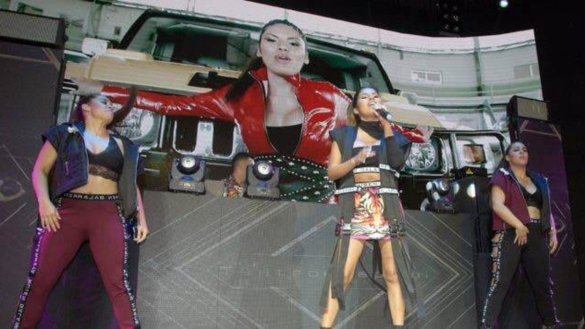 Amargo estreno para Isa P: terminó llorando tras el plantón de su familia