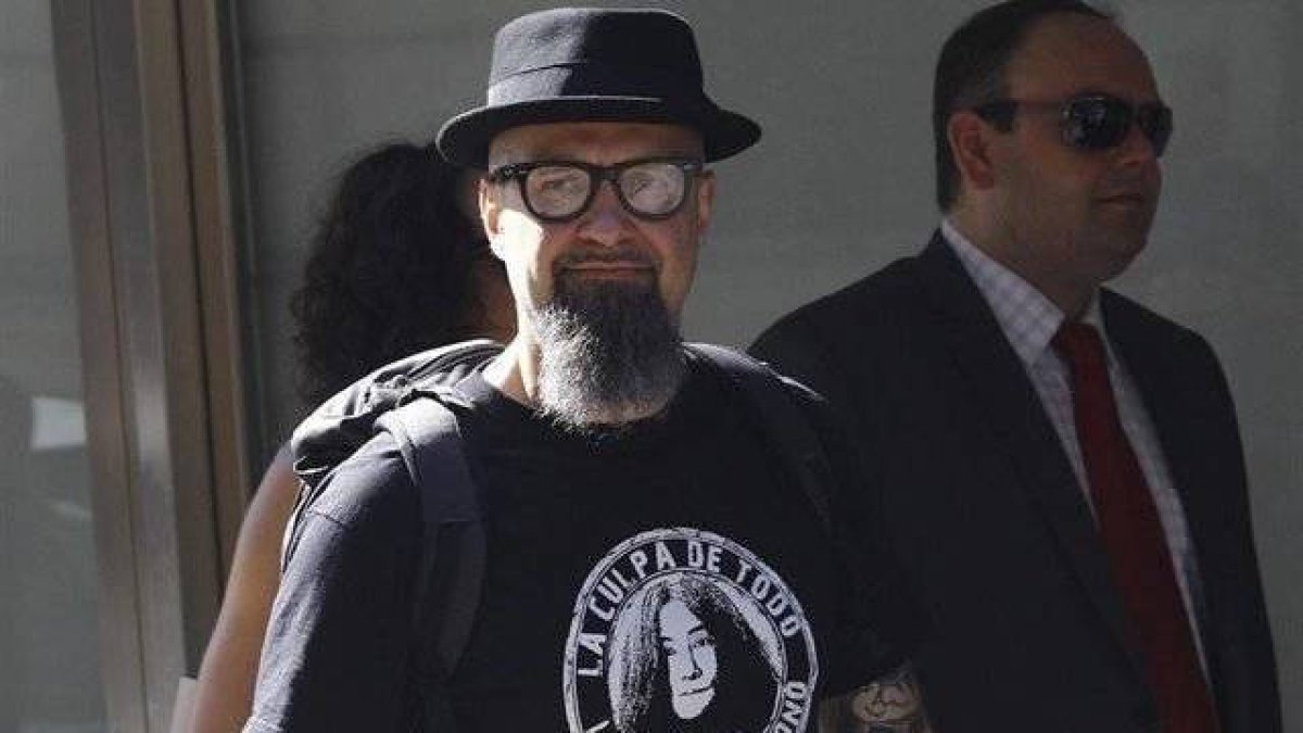 El cantante de Def con Dos, Cesar Strawberry