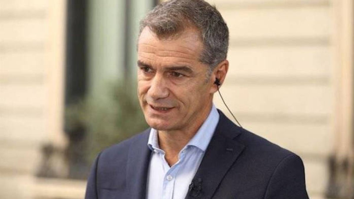 Toni Cantó lanza un pulso en Alcàsser a la organización del partido