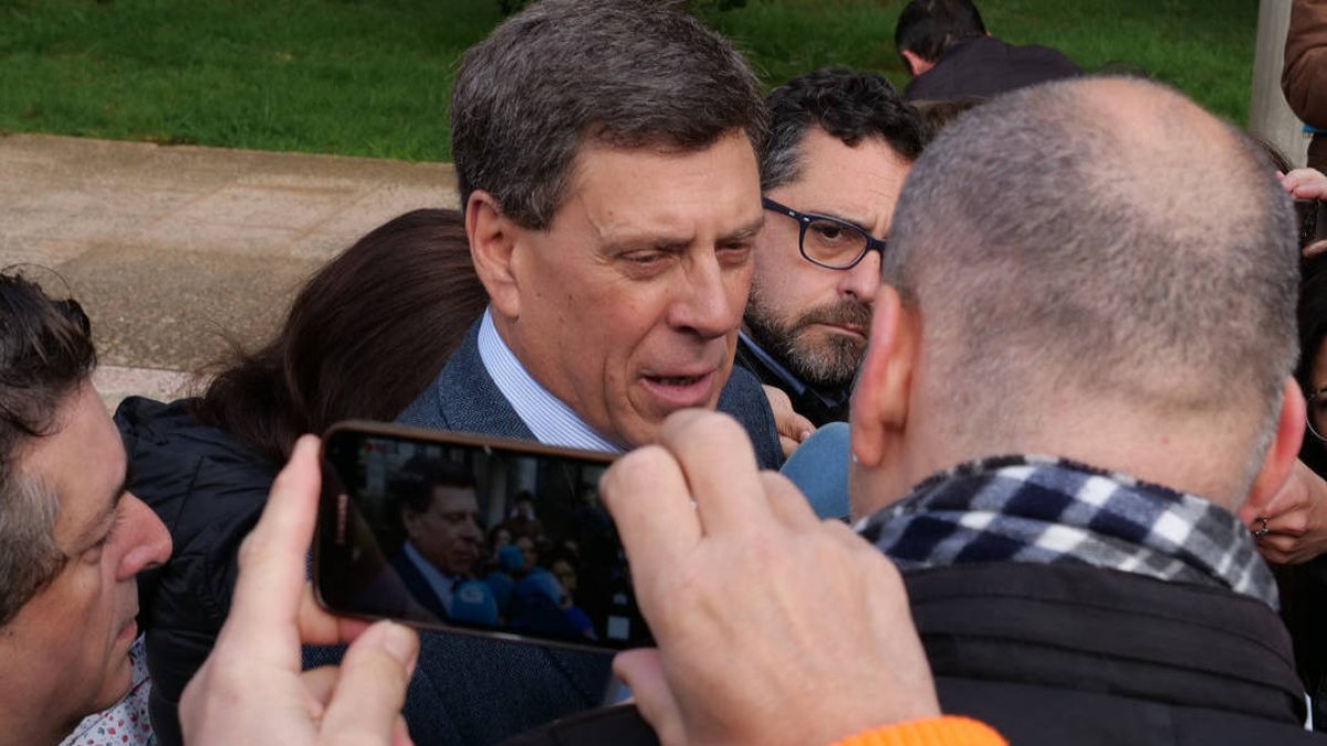 El padre de Diana Quer se enfrenta a una diputada de Podemos por este exceso