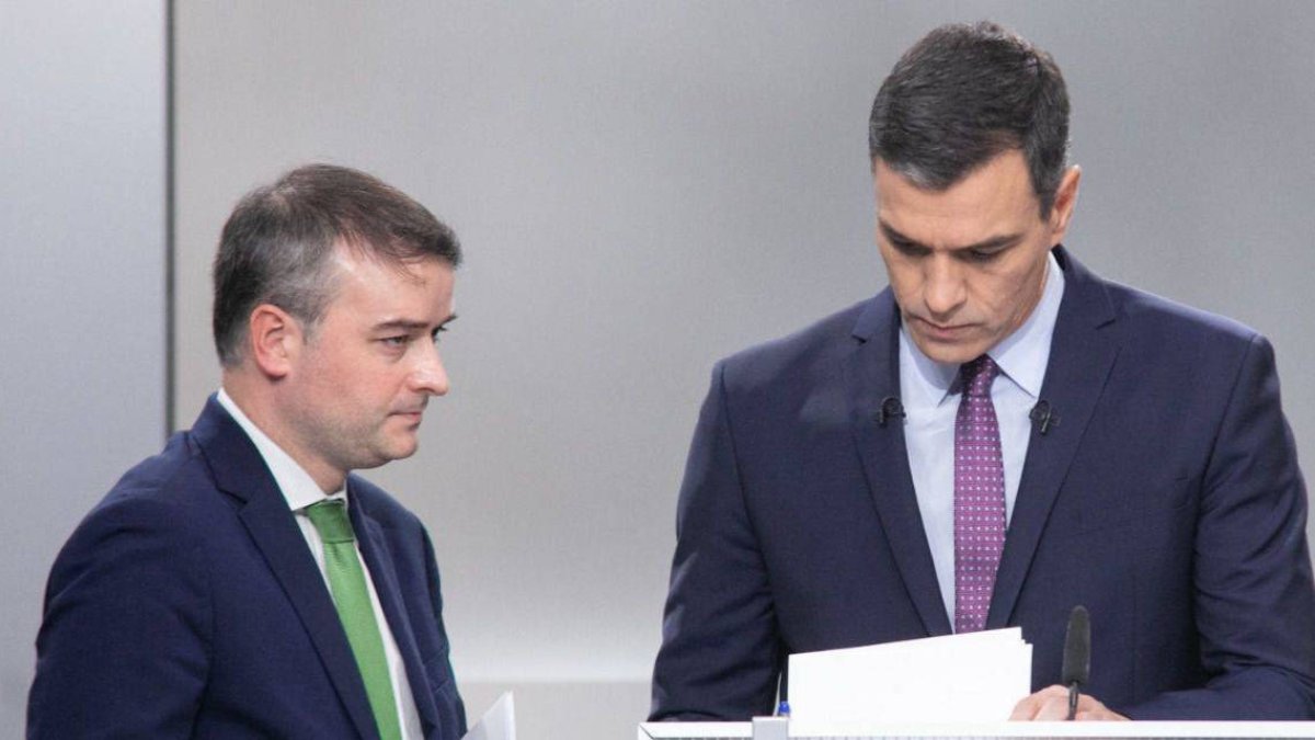 Iván Redondo junto a Pedro Sánchez.