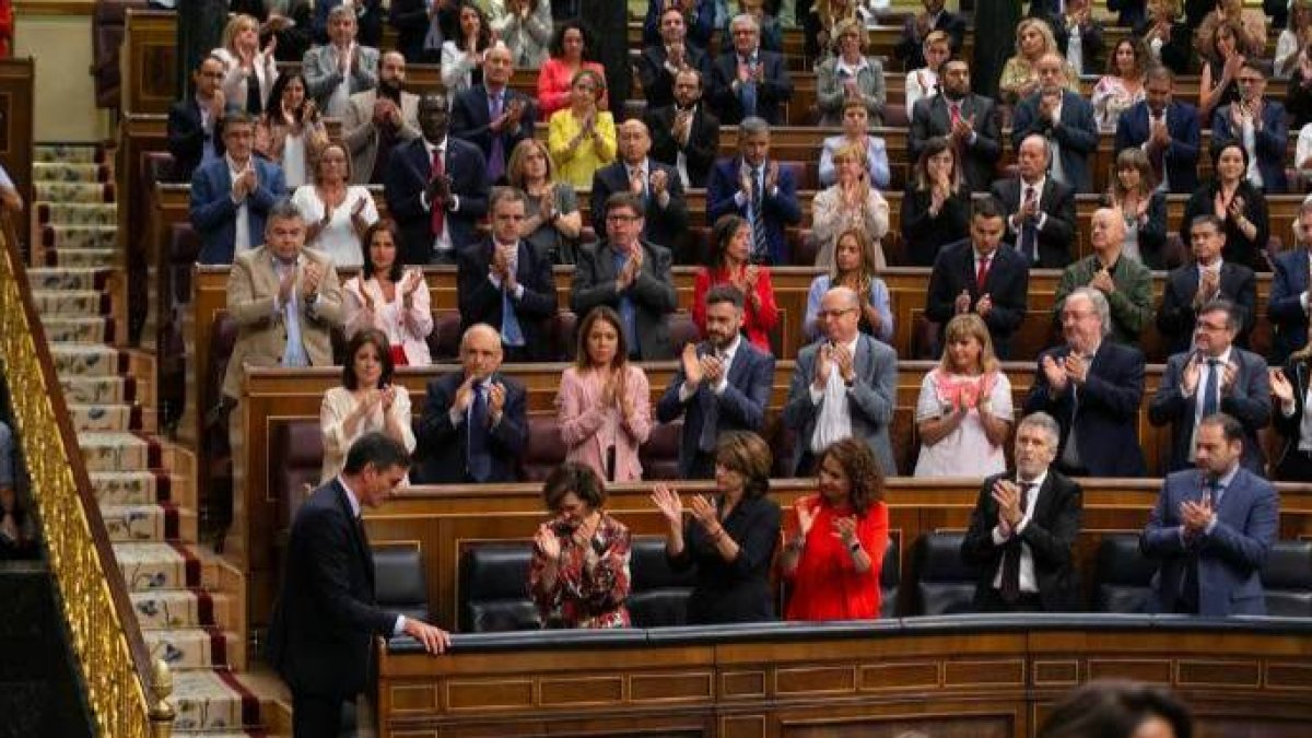 Sánchez, primer responsable de un derroche millonario... e inasumible para los españoles de a pie.